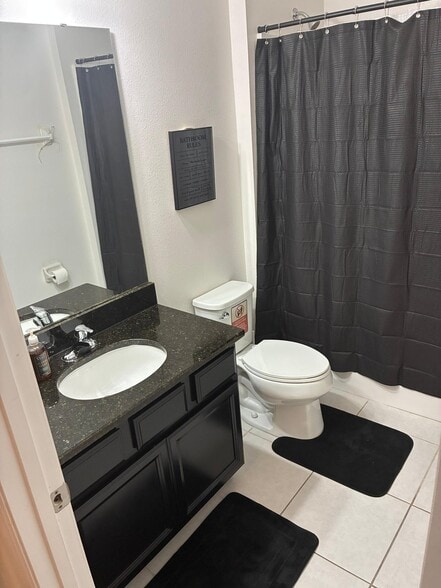 Building Photo - 4247 Gumbo Limbo Dr