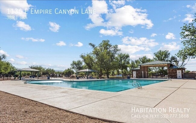 Building Photo - 1136 E Empire Canyon