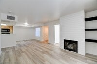 Building Photo - 1908 High Valley Ct