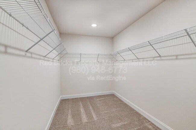 Building Photo - 4023 Black Ct