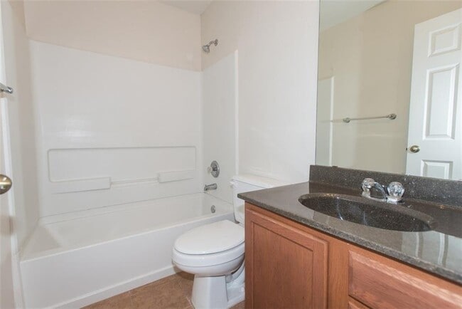 Building Photo - 505 Paseo Grand Dr