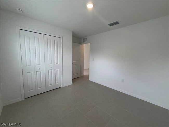 Building Photo - 3809 20th St SW