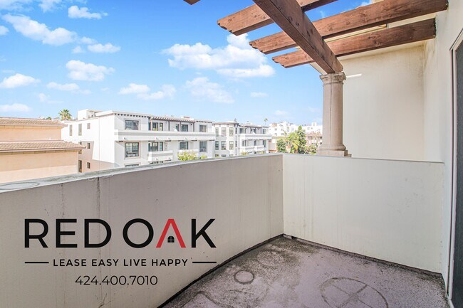 Building Photo - 11848 Kiowa Ave