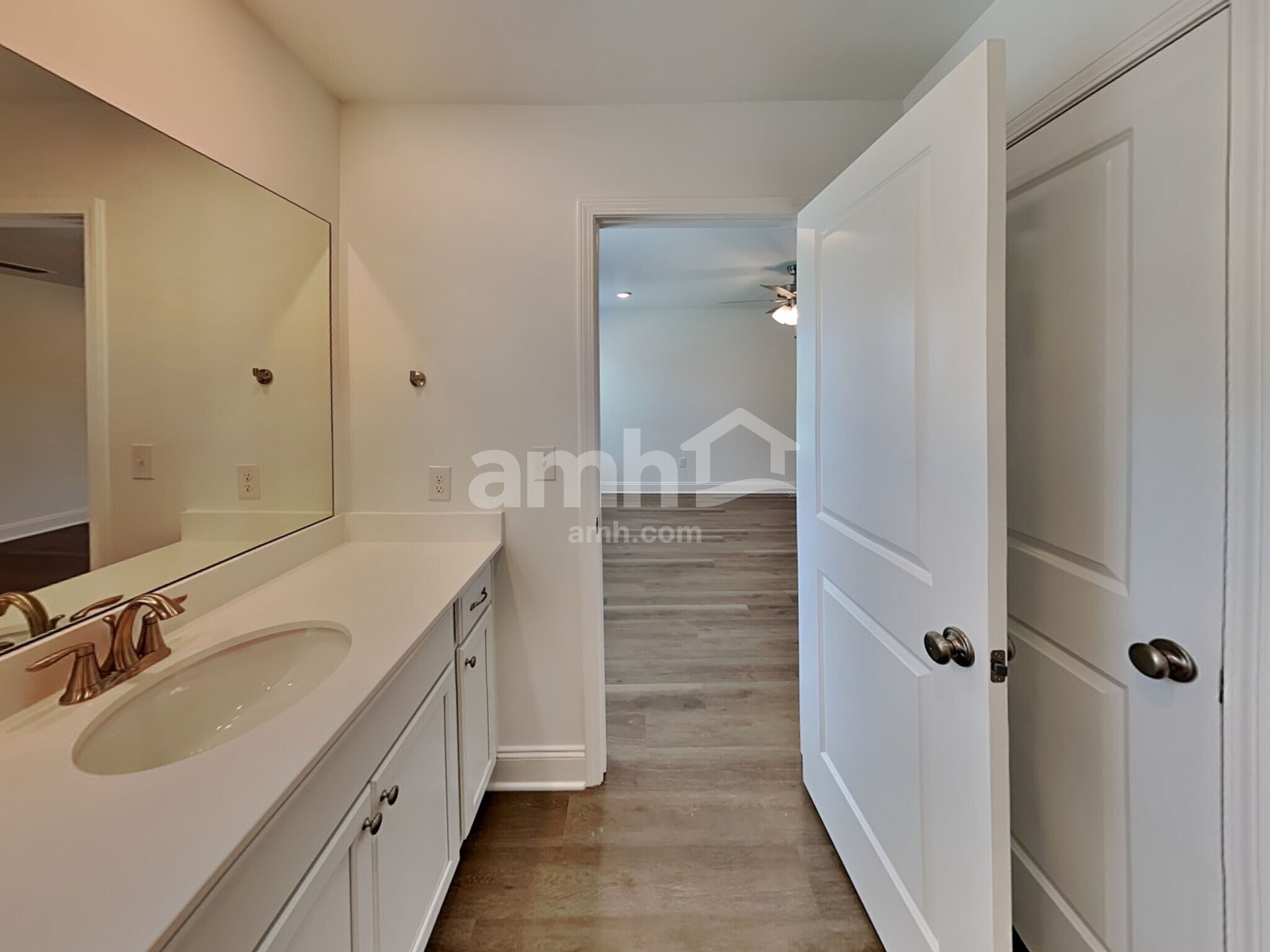 Building Photo - 228 Argea Dr