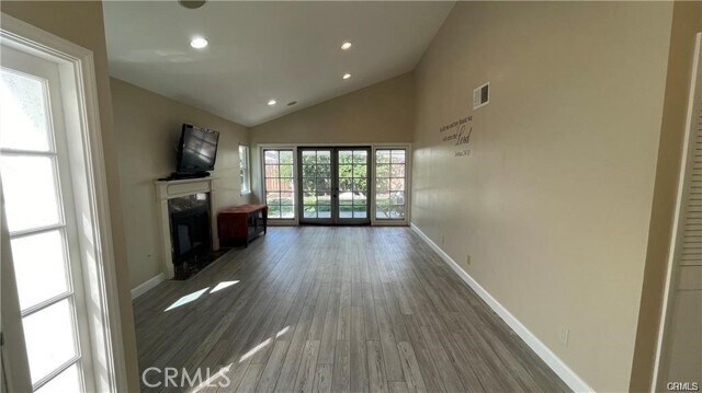 Building Photo - 24851 Oak Creek Ln