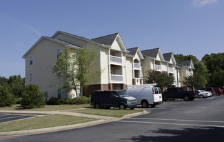 Building Photo - Signature Pointe