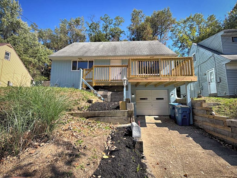 Primary Photo - 741 Jefferson Rd