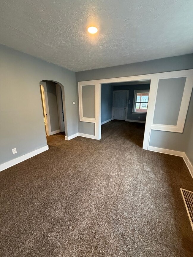 Building Photo - Modern Ranch Home – Lease-to-Purchase Opportunity