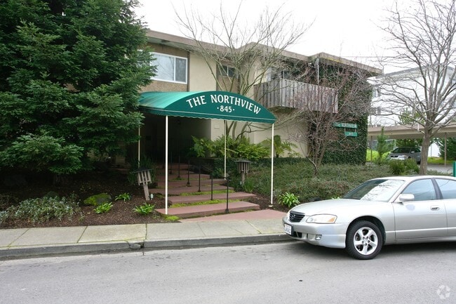Primary Photo - The Northview Apartments