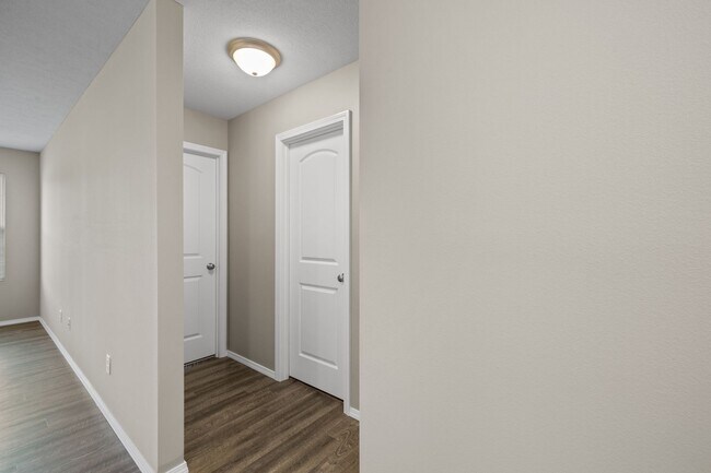 Building Photo - 5468 Yew St W