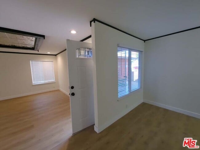 Building Photo - 6656 Swan St