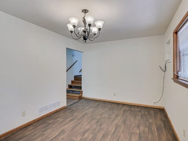 Building Photo - 1114 Terrace Cir
