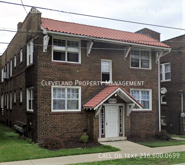Primary Photo - 8904 Madison Ave