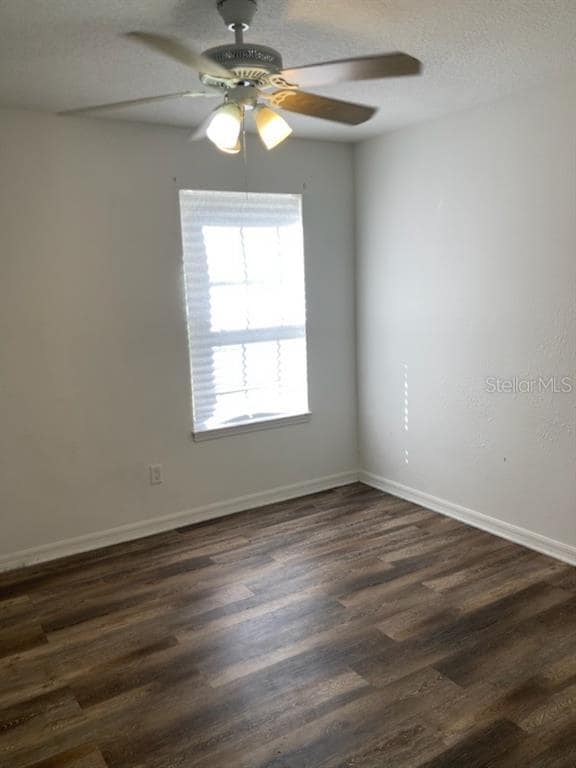 Building Photo - 11 Wilksboro Pl