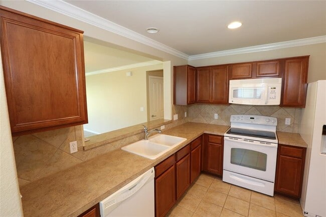 Building Photo - 113 Monument Hill Trail