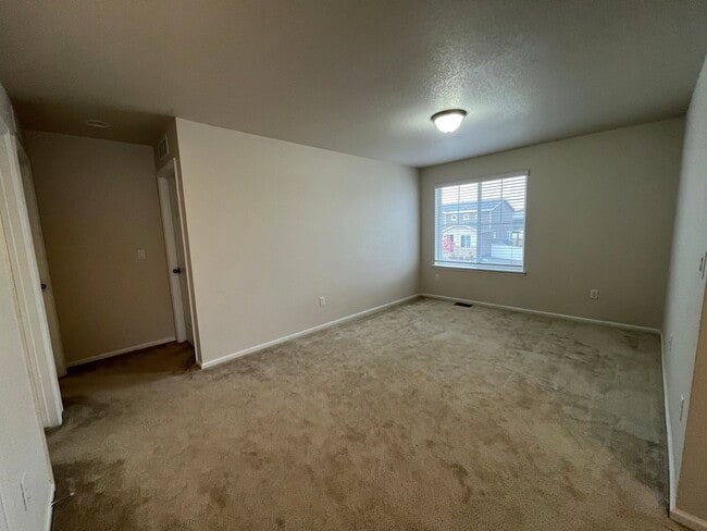 Building Photo - 1845 Tinker Dr