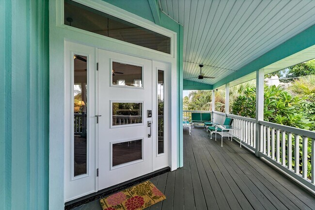 Building Photo - 3463 Canal Ct