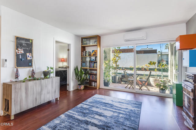 Building Photo - 355 S Los Robles Ave