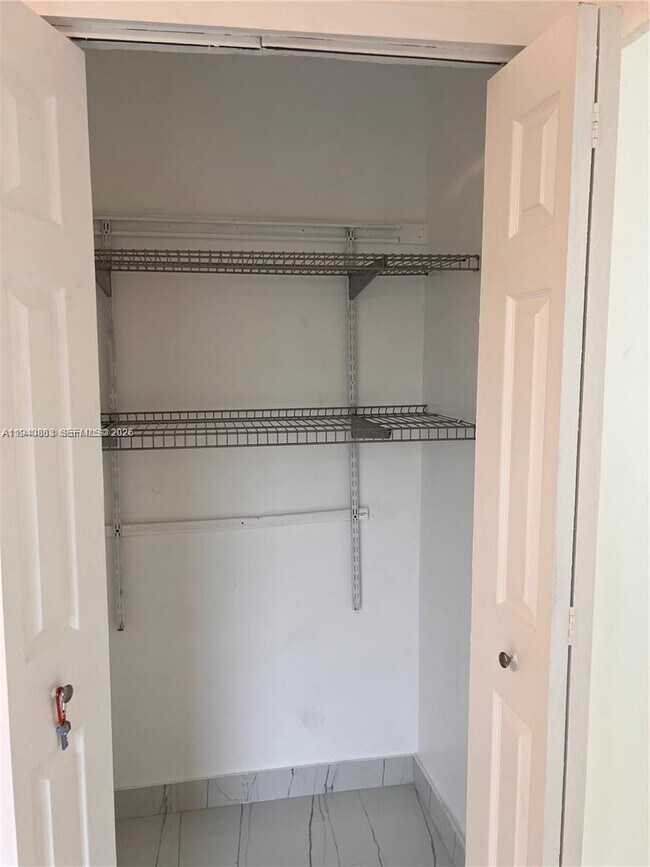 Building Photo - 10540 SW 50th Terrace