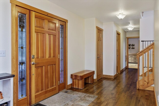 Building Photo - Incredible 5 BD/5 BA Mountain Home in the ...
