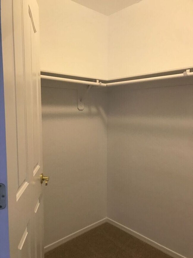 Building Photo - Spacious Marana Living with Loft & Low-Maintenance Appeal