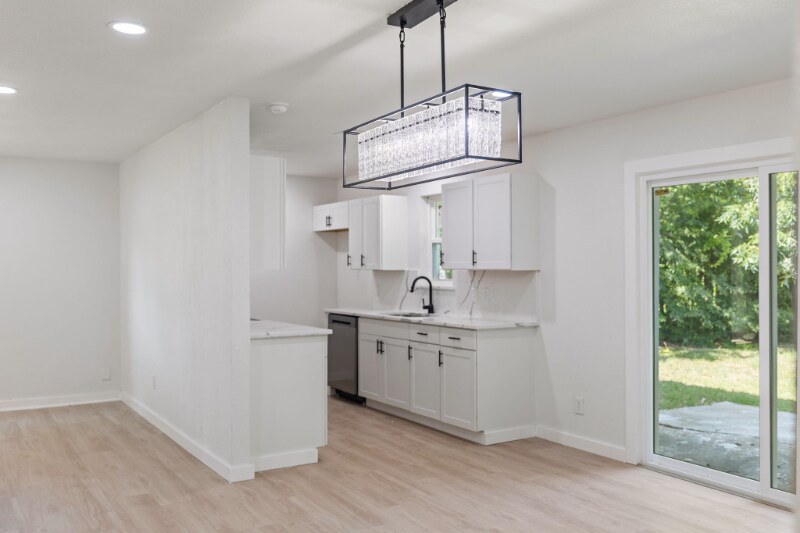 Building Photo - 1414 Timberlake Cir