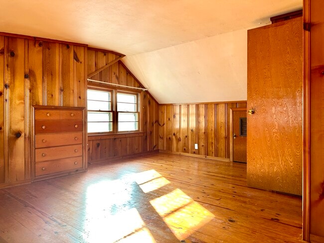 Building Photo - 1602 N Olive St