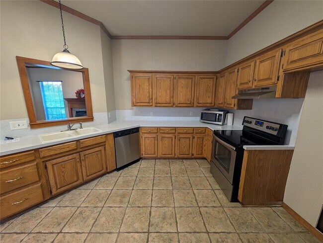 Building Photo - 3100 Windward Ct