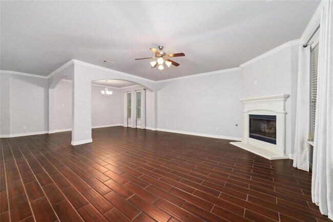 Building Photo - 21606 Hansom Dr