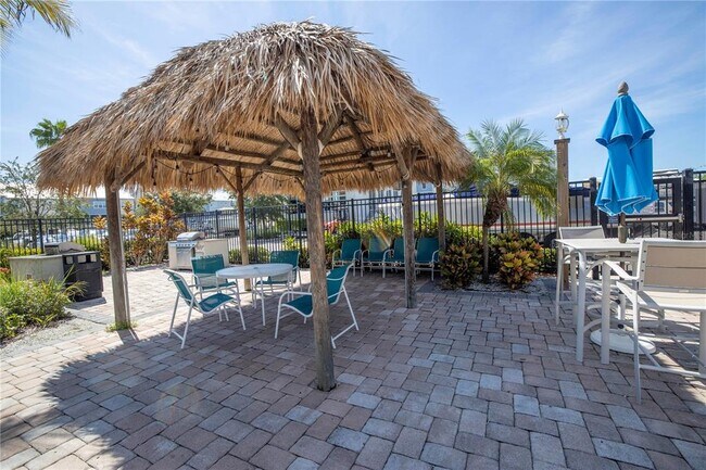 Building Photo - 6036 Anchorage Way S