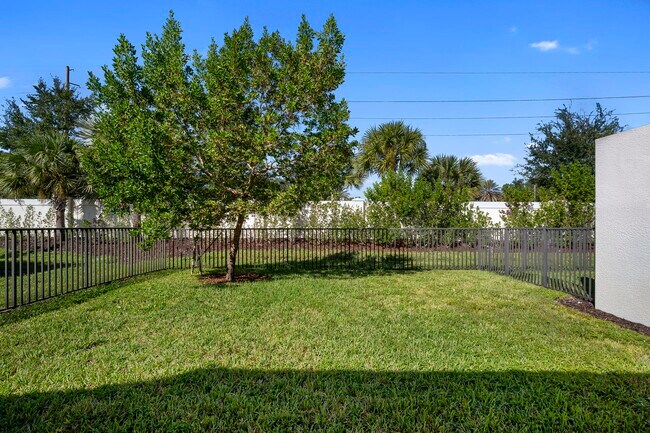 Building Photo - 14720 Kingfisher Lp