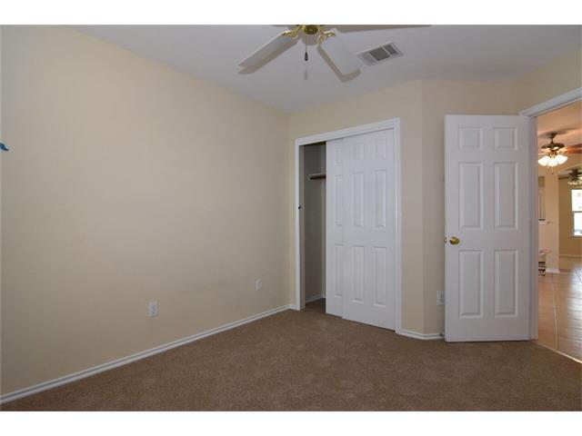 Building Photo - 109 Mood Lake Dr