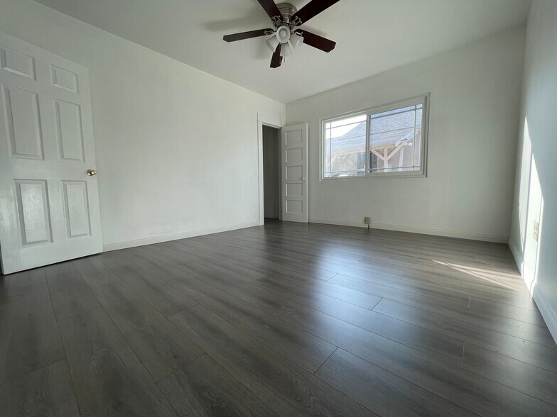 Building Photo - 3831 Drysdale Ave