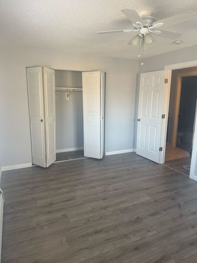 Building Photo - 2880 Eliot Cir