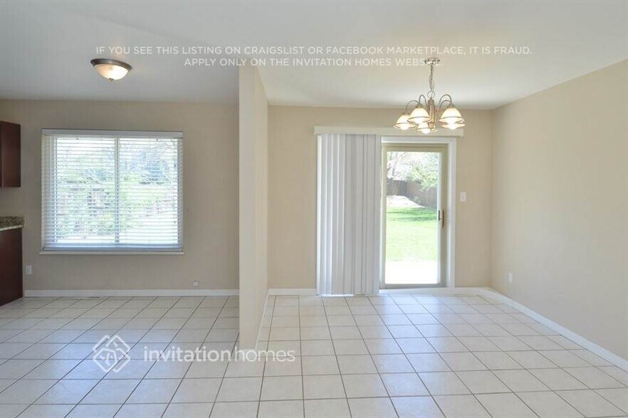 Building Photo - 1006 S Macon St