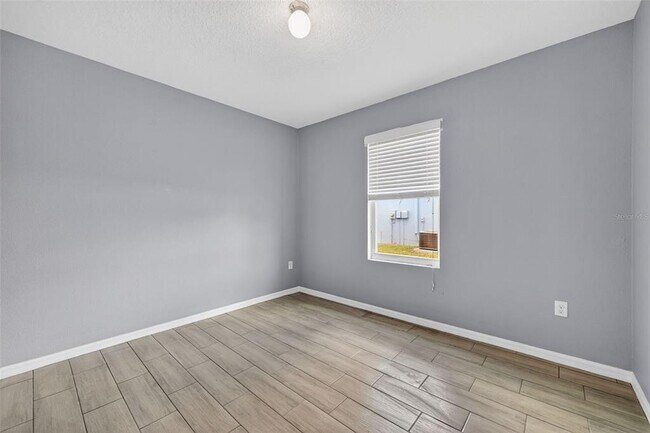 Building Photo - 4042 Wayfarer Wy