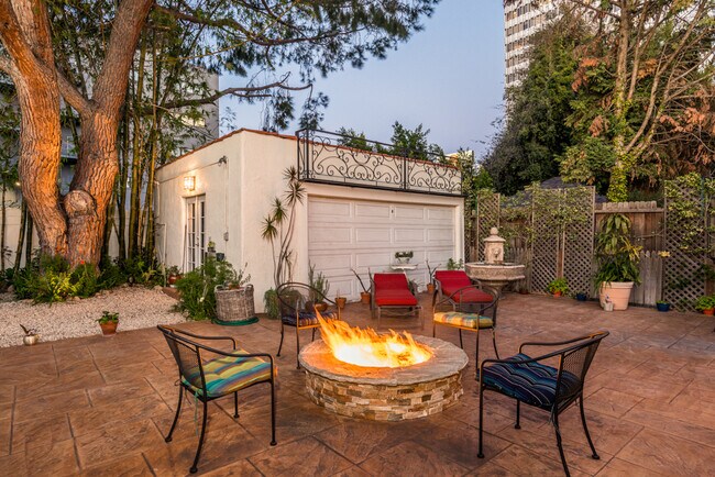 Building Photo - 6335 Warner Dr