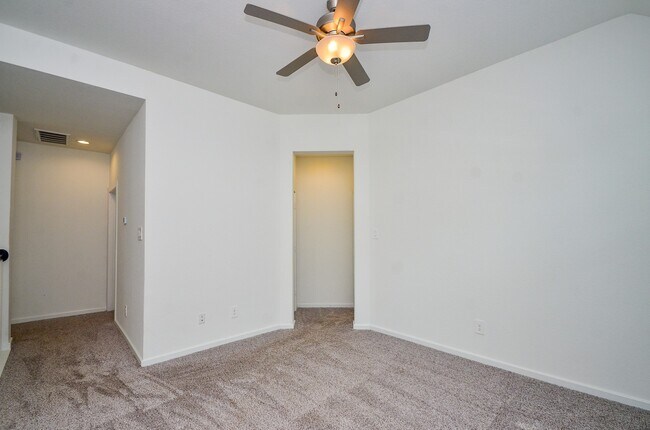 Building Photo - 1555 Rustling Creek Dr