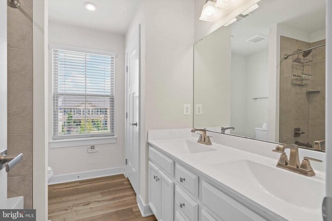 Building Photo - 3903 Emory Ridge Rd