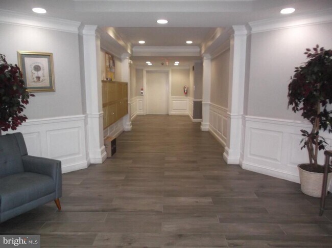 Building Photo - 2710 Bellforest Ct