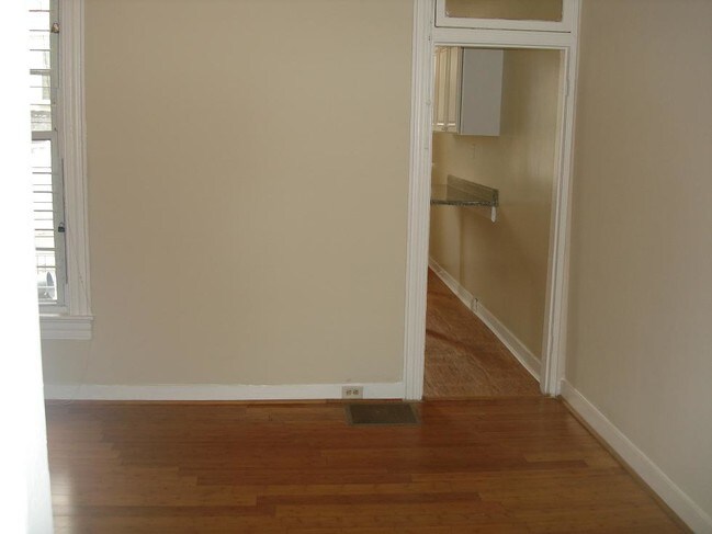 Building Photo - 223 N Luzerne Ave