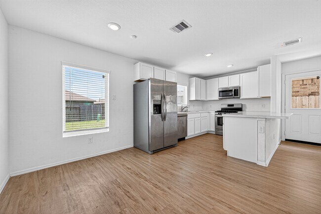 Building Photo - 27003 Euphonia Grn Ln
