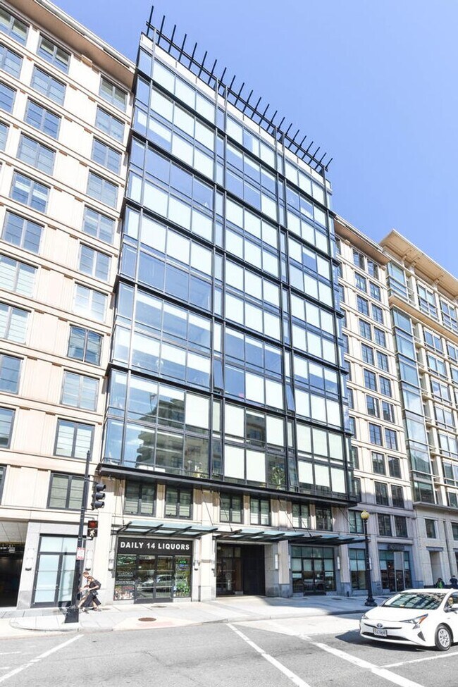 Building Photo - 1133 14th St NW