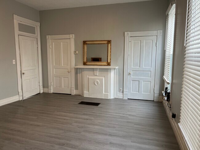 Building Photo - 238 N Church St