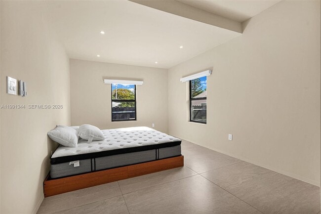 Building Photo - 4721 NW 6th Ave