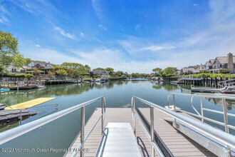 Building Photo - 32 Inlet Terrace