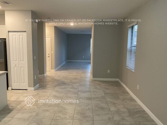 Building Photo - 20700 NE 2nd Ct