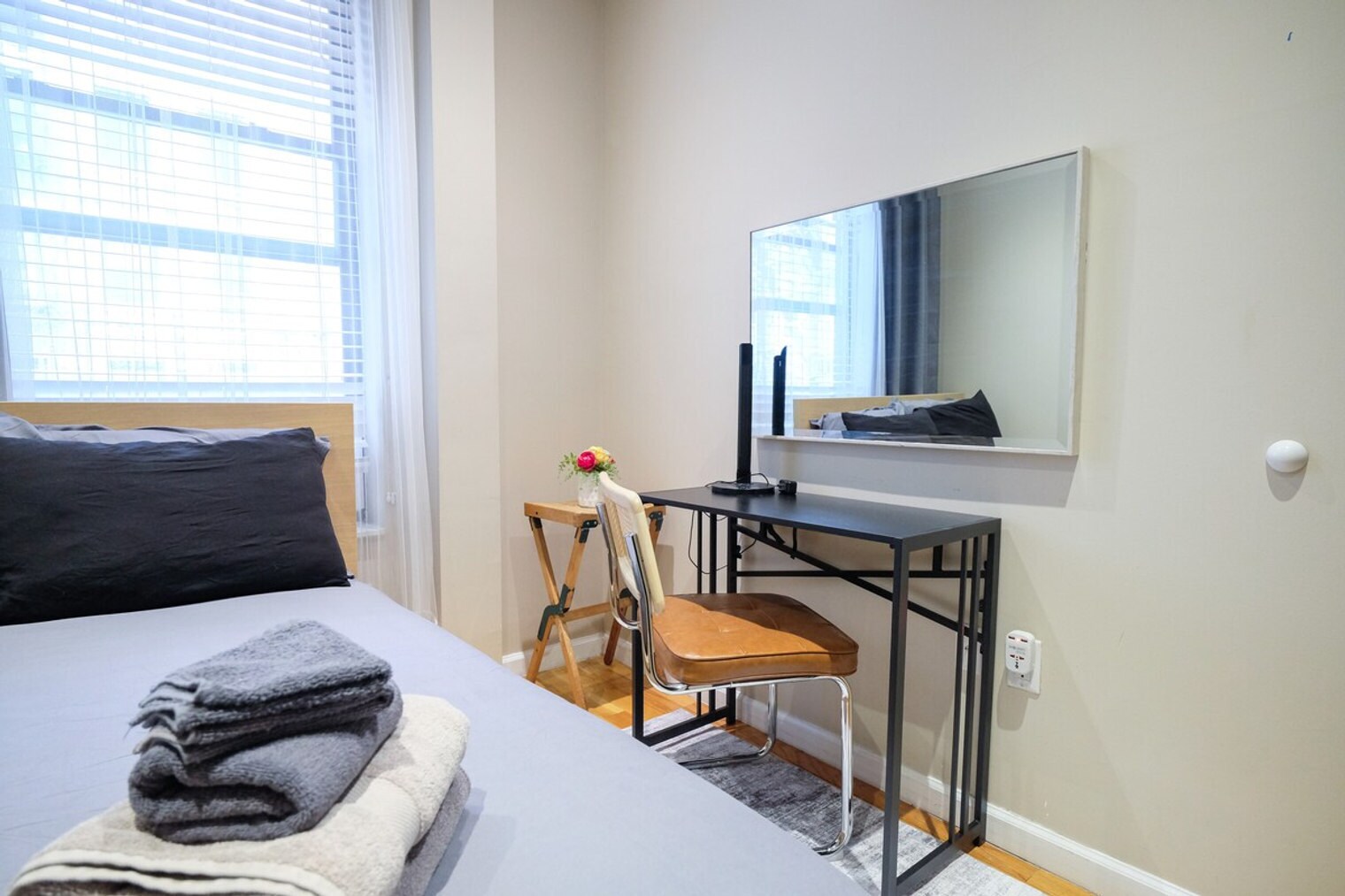 Building Photo - 5 W 101st St