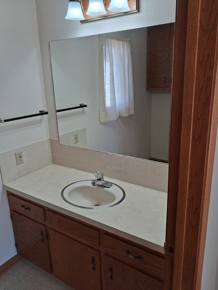 Half Bath - 1462 Ranch Rd