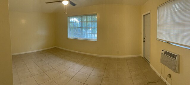 Building Photo - Spacious 1-Bedroom Home Offering Comfort a...